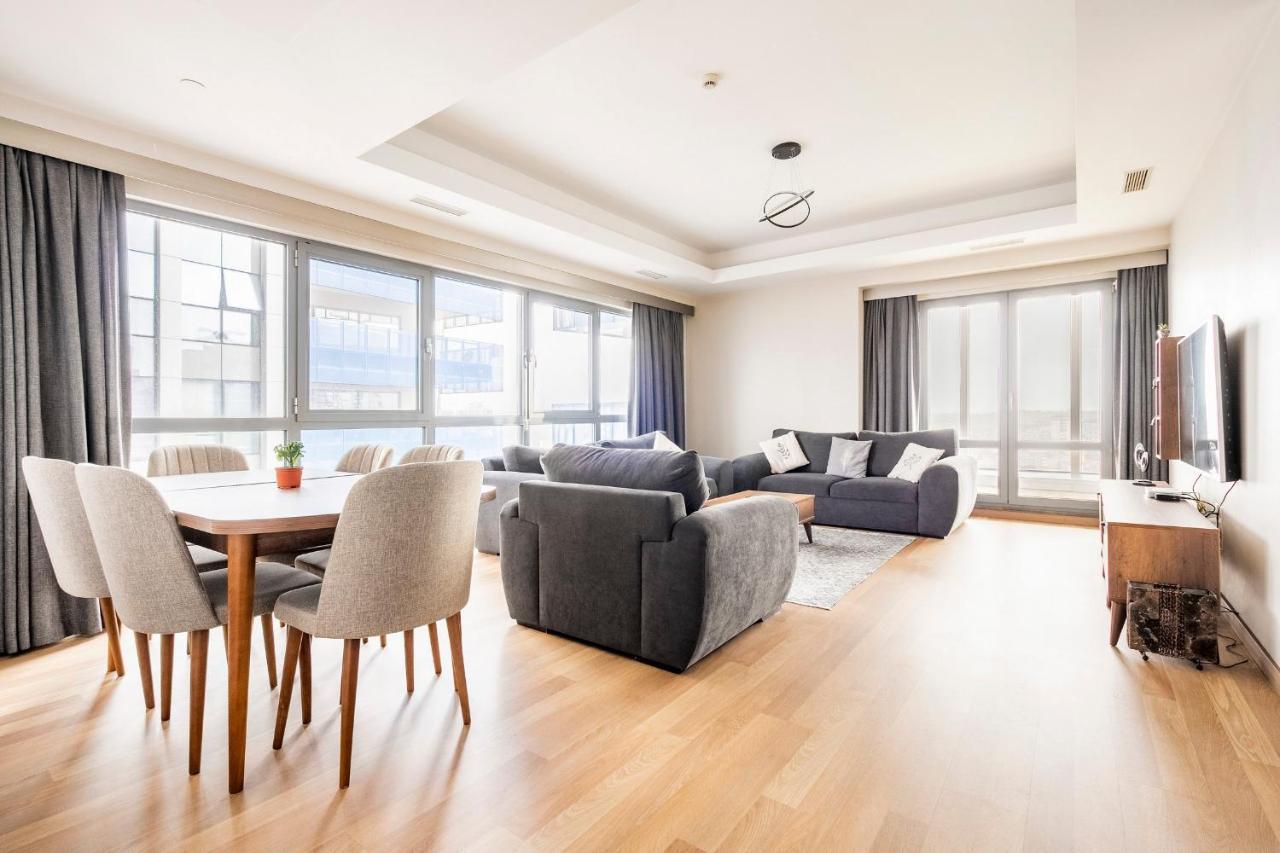 Apartment Premium 3 Bdr Maslak 1453 *