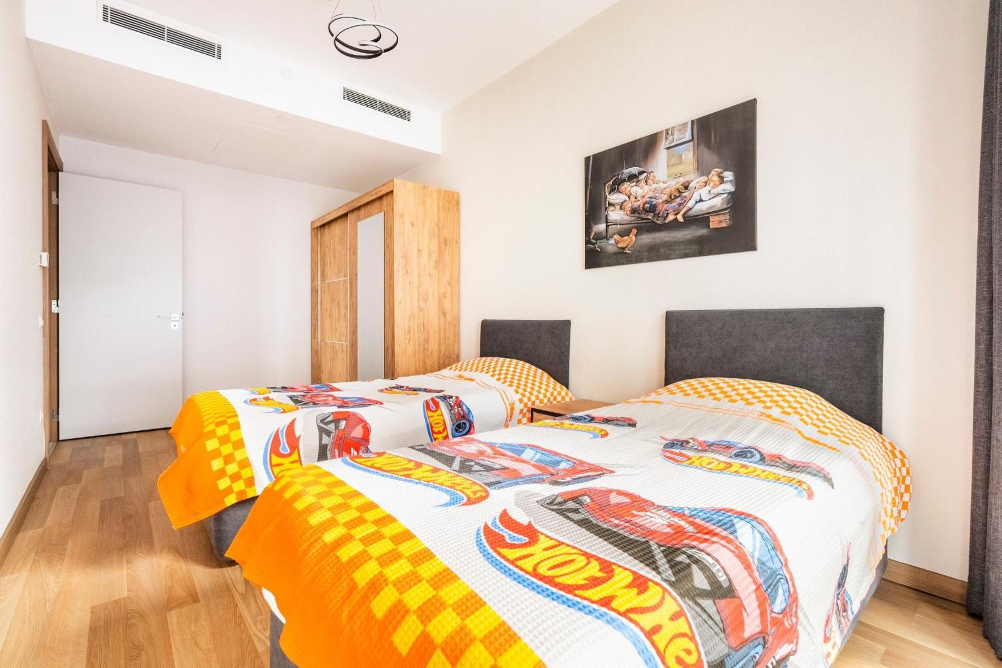 Apartment Premium 3 Bdr Maslak 1453 *